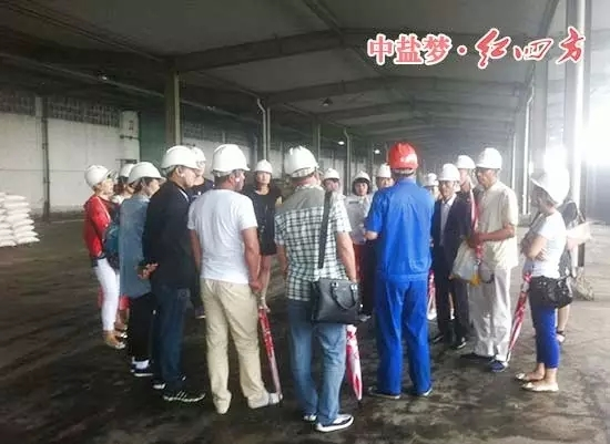 種植大戶參觀紅四方復(fù)合肥火車專用線，再也不用擔(dān)心肥料運(yùn)輸了！